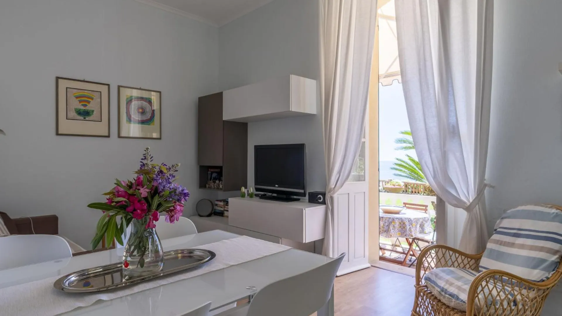 Apartment Paradise Corner By Interhome Latte