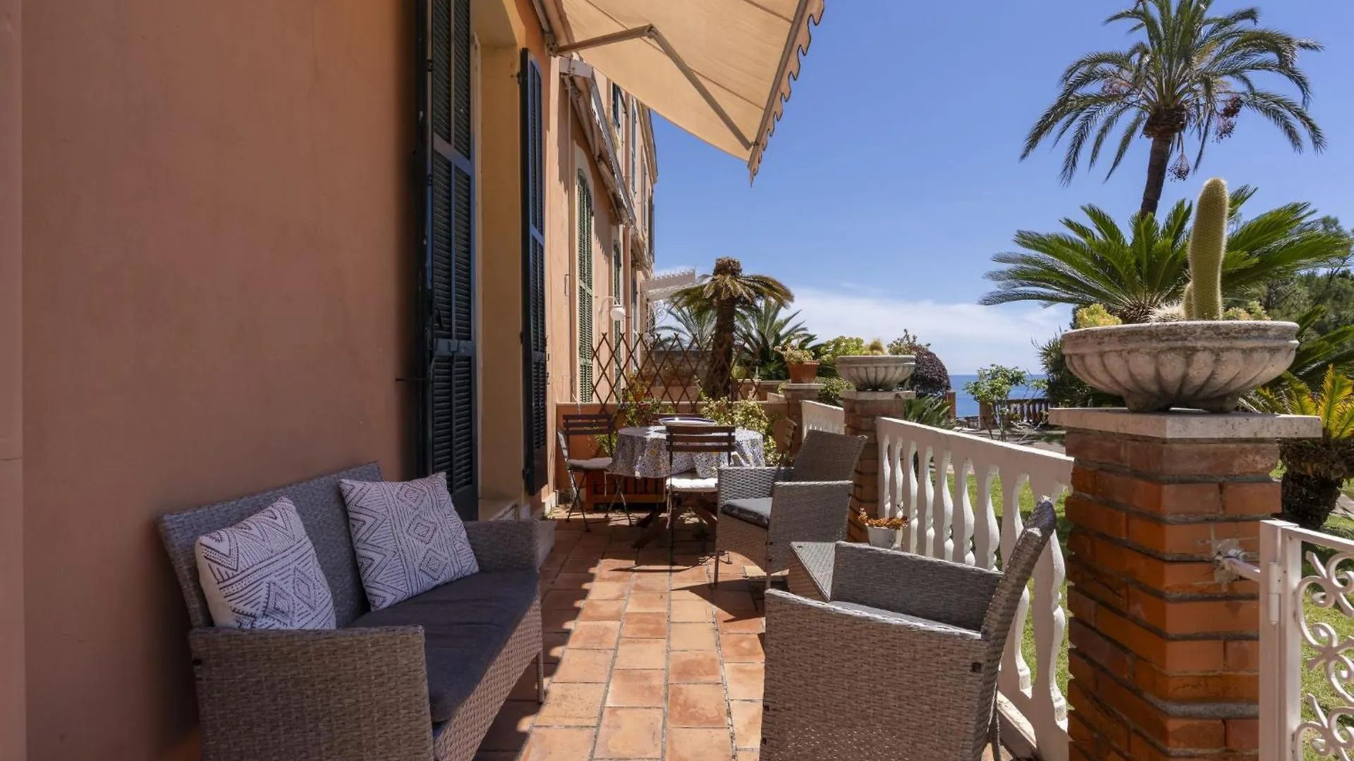 Apartment Paradise Corner By Interhome contacts